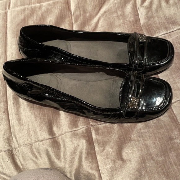 STUART Weizman Patten Leather Gem Flats - Picture 4 of 4